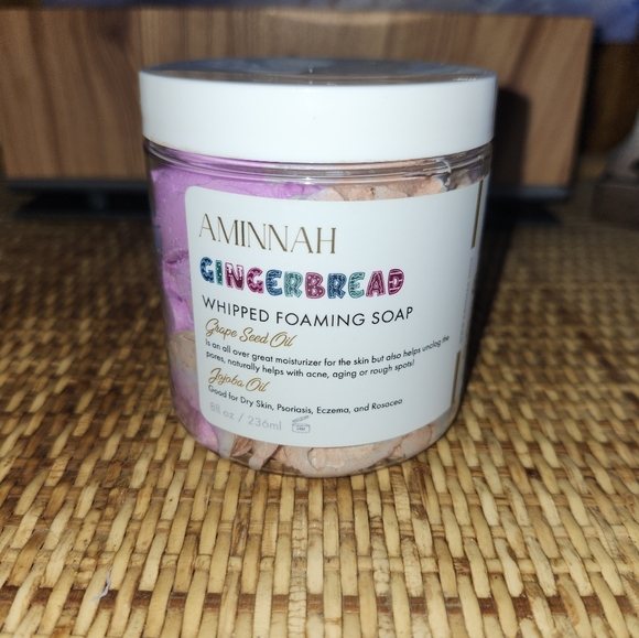 Aminnah Gingerbread Foaming Soap - Picture 1 of 2